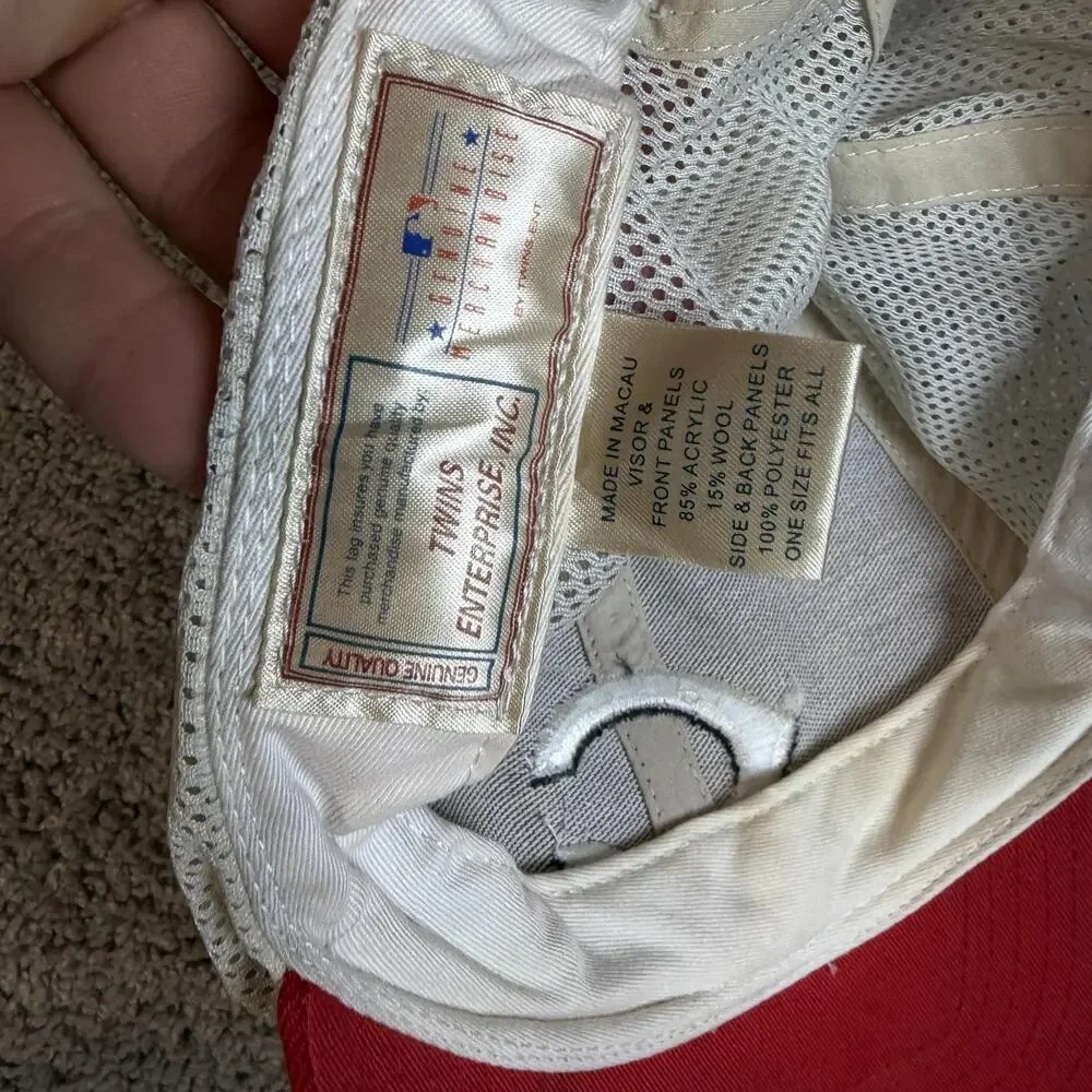VTG Cincinnati Reds Hat Cap Strap Back Mens One Size Red MLB Twins Enterprise